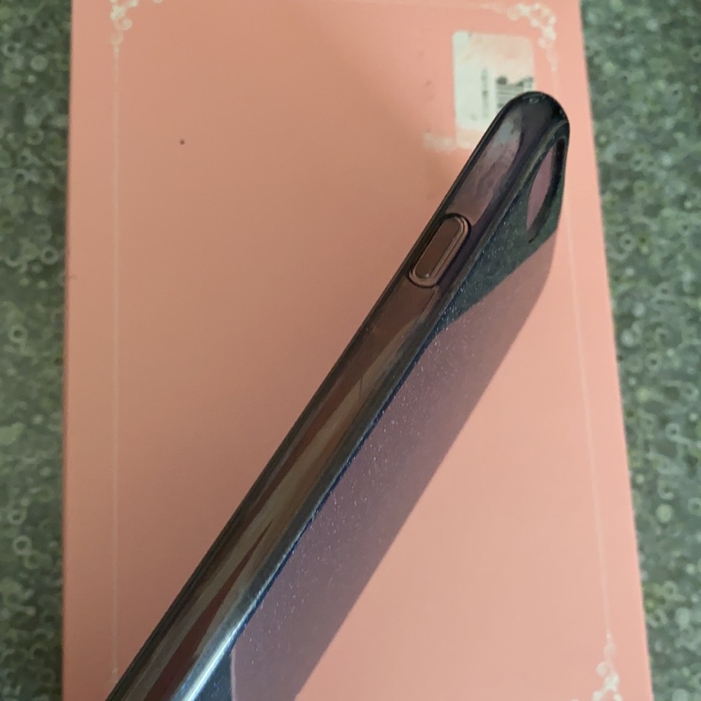 Authentic Kate Spade iPhone case - Picture 5 of 7